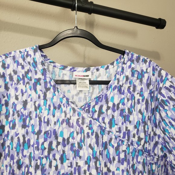 Scrubstar Blue Purple Printed Scrub Top 2X - Picture 3 of 10